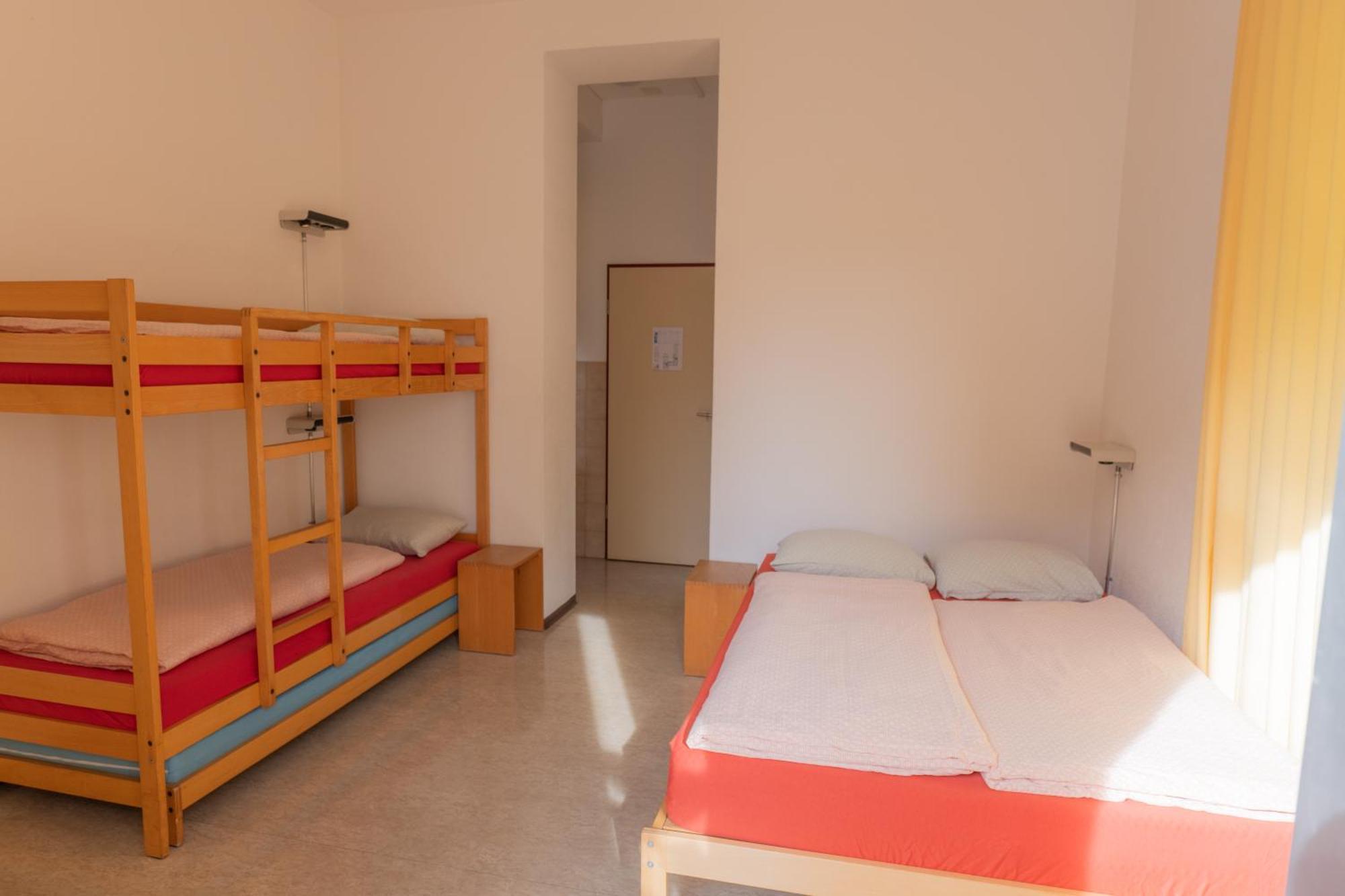 Locarno Youth Hostel Exteriör bild